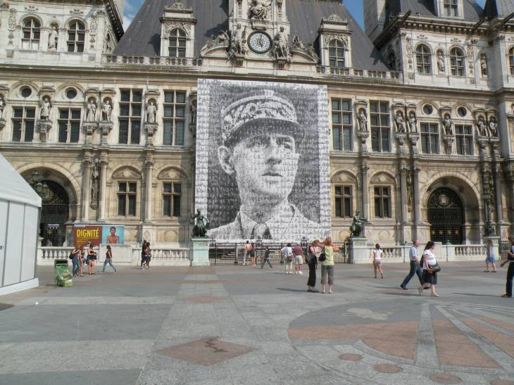  Photo géante du Général de Gaulle
